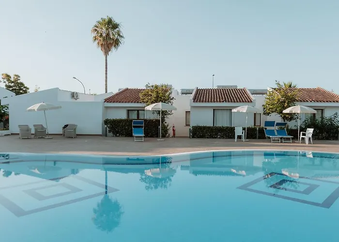 Hotel Fior Di Sardegna 4*