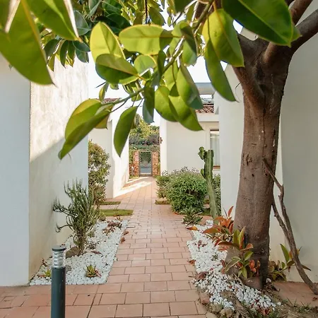 Fior Di Sardegna Hotel 4*