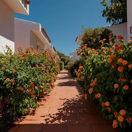 Hotel Fior Di Sardegna 4*