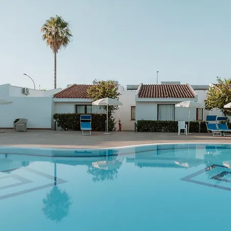 Hotel Fior Di Sardegna 4*