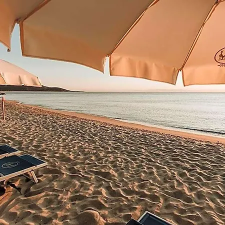 Fior Di Sardegna Hotel 4*